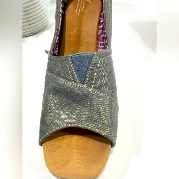 Toms Wedge Sandals Peep Toe Corklike Heel Blue Jean Women’s Shoes Size 9 1/2 - Picture 8 of 15